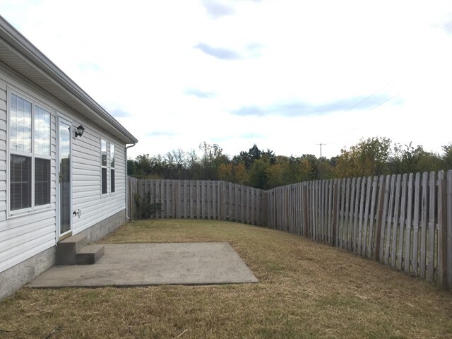 Building Photo - 5104 Brookstone Ct