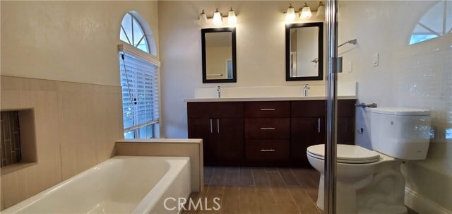 Building Photo - 30082 Ave Elegante