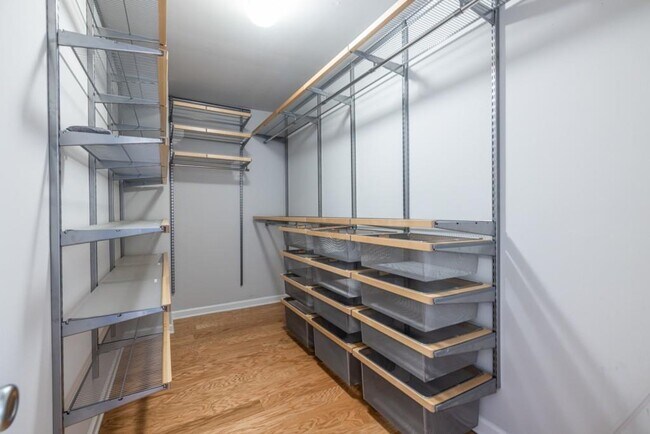Building Photo - 1759 Regency Park Walk