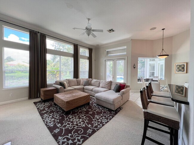 Building Photo - GORGEOUS SINGLE FAMILY HOME - PROPERTY  FU...