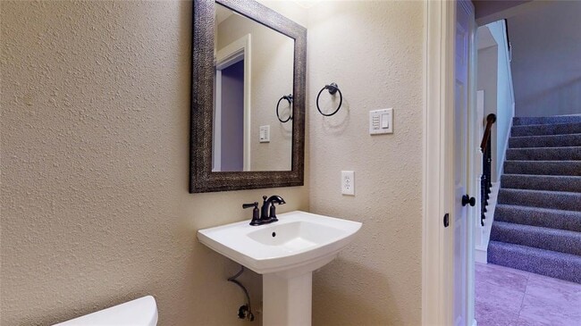 Building Photo - 20802 Newbury Park Dr