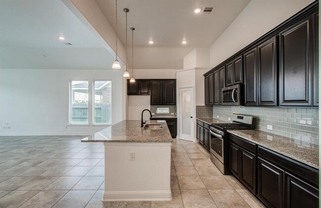 Building Photo - 1618 Dominion Heights Ln