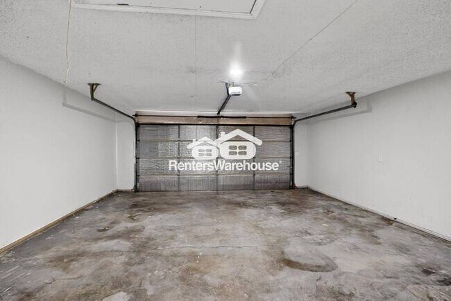 Building Photo - Completely Refreshed Plano Home Ready for ...