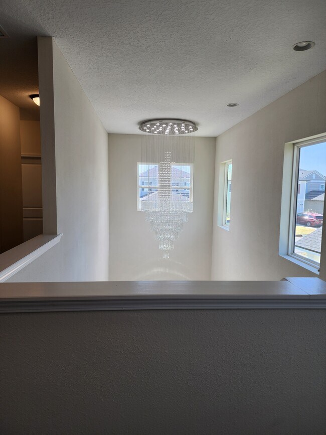 Building Photo - 285 Holly Forest Dr