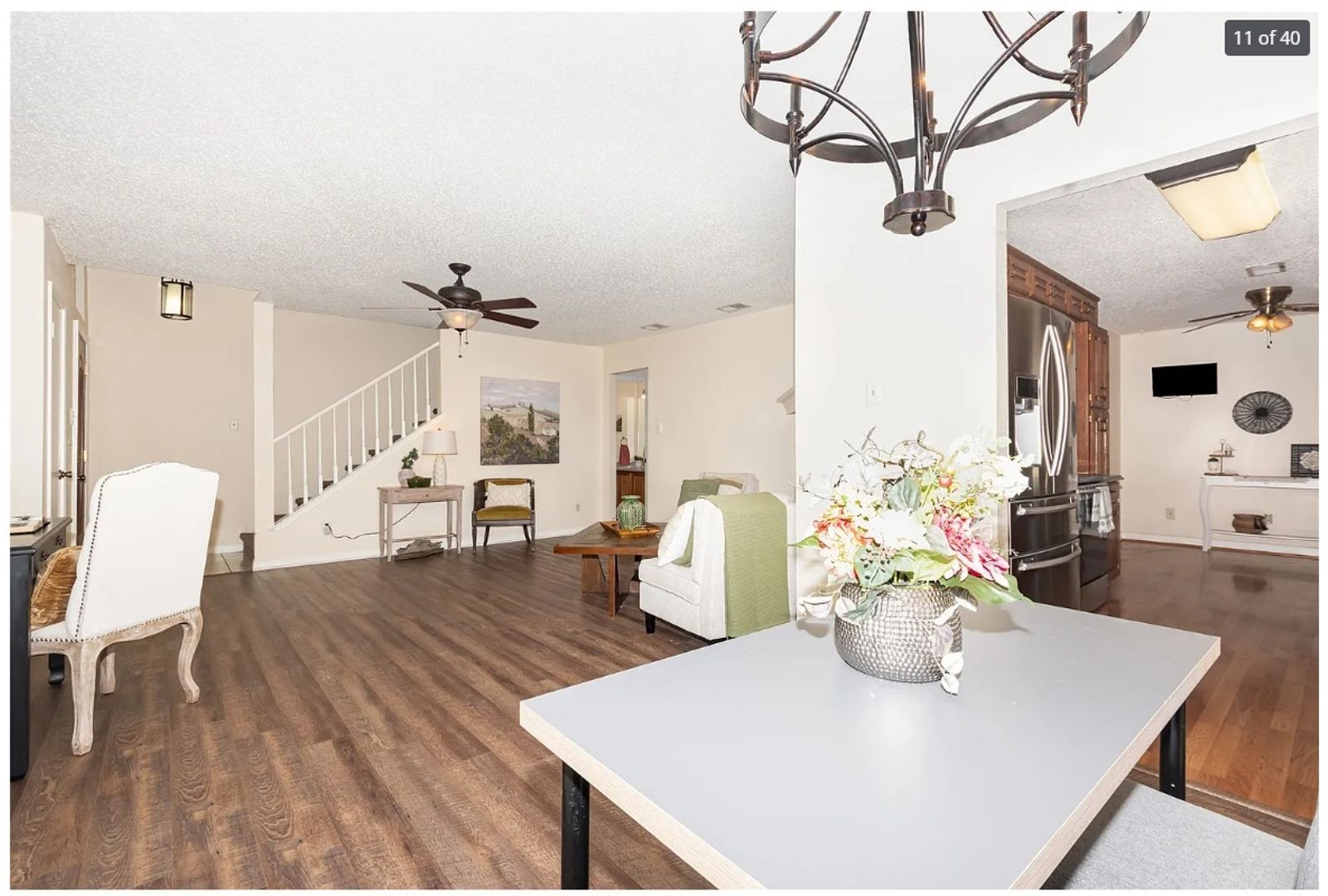 Building Photo - 404 Nita Ln