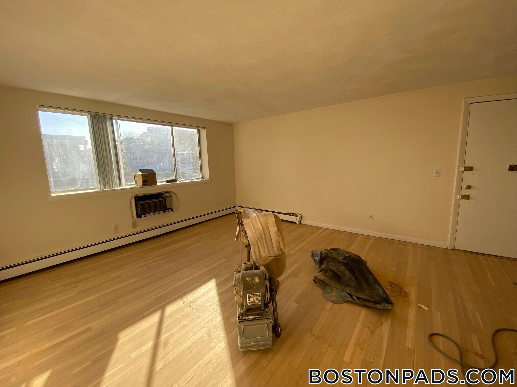 Building Photo - 88 Gardner St