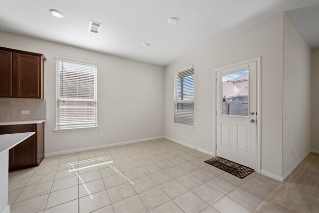 Building Photo - 9702 Fairymoss Ct