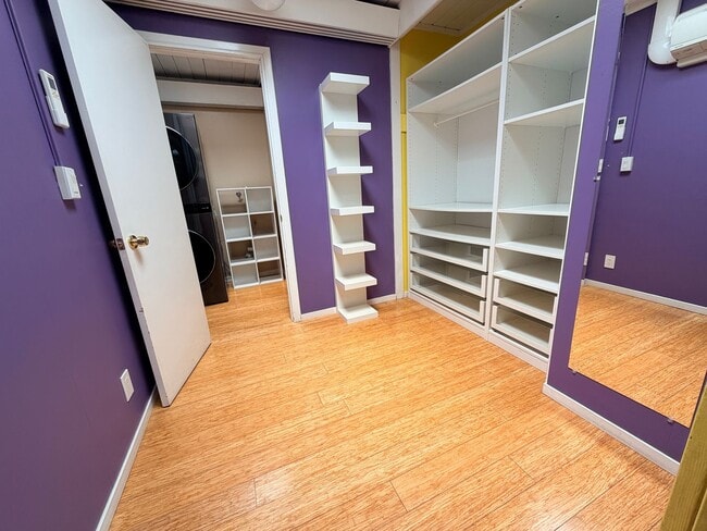 Building Photo - San Mateo 4Bed/2Ba Eichler Home with Putting Green, Vegetable Garden & Designer Finishes