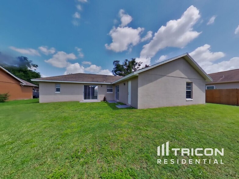 Building Photo - 1716 Golden Poppy Ct