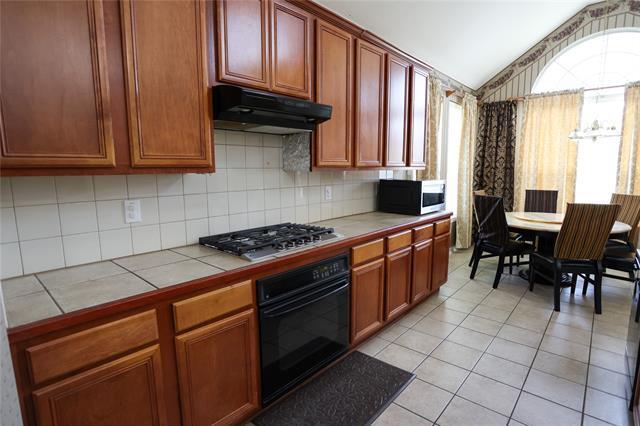 Building Photo - 5708 Sabetha Way