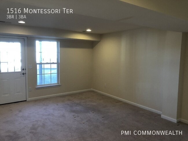 Building Photo - 1516 Montessori Terrace