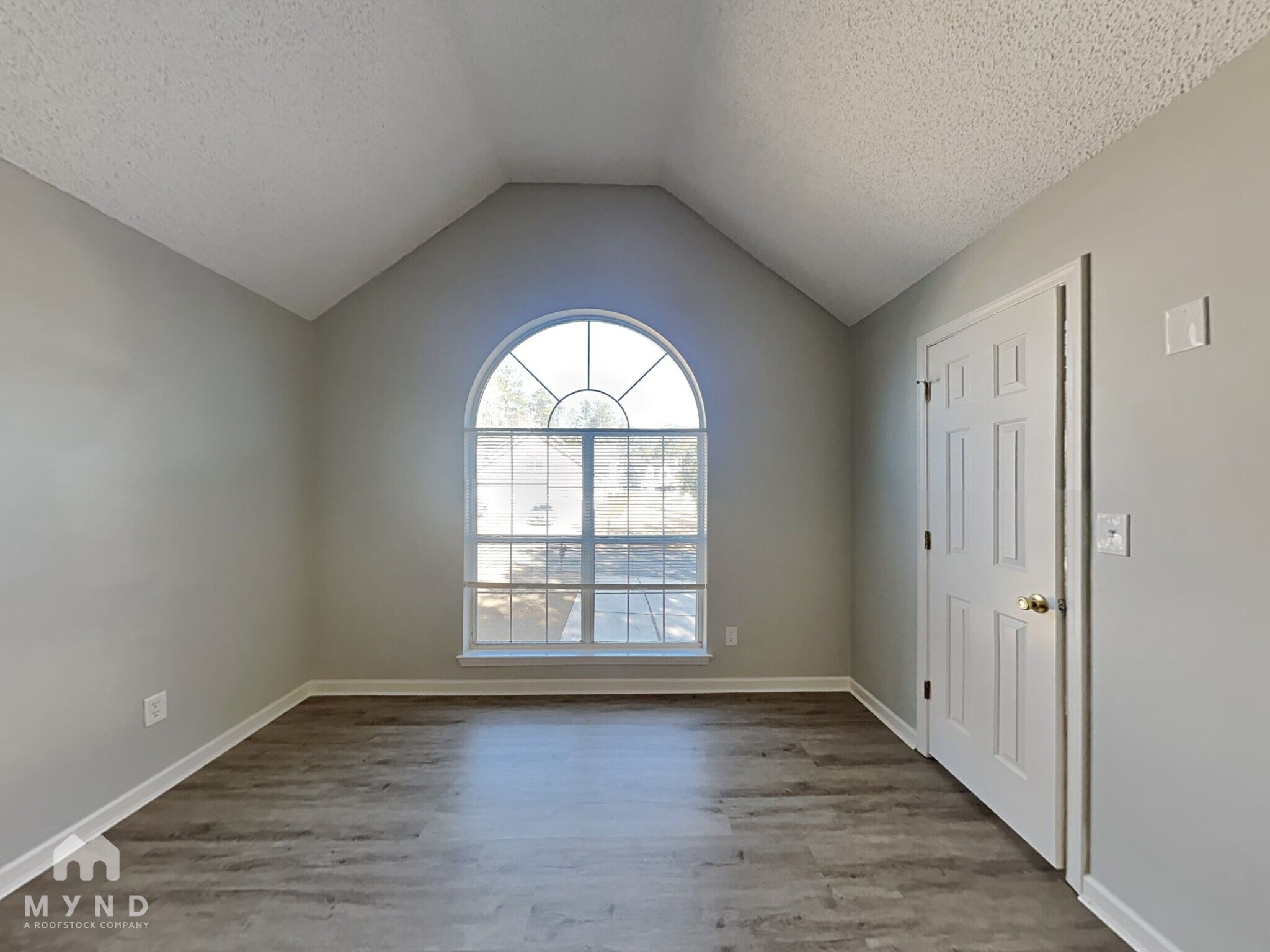 Building Photo - 7010 Mahogany Dr