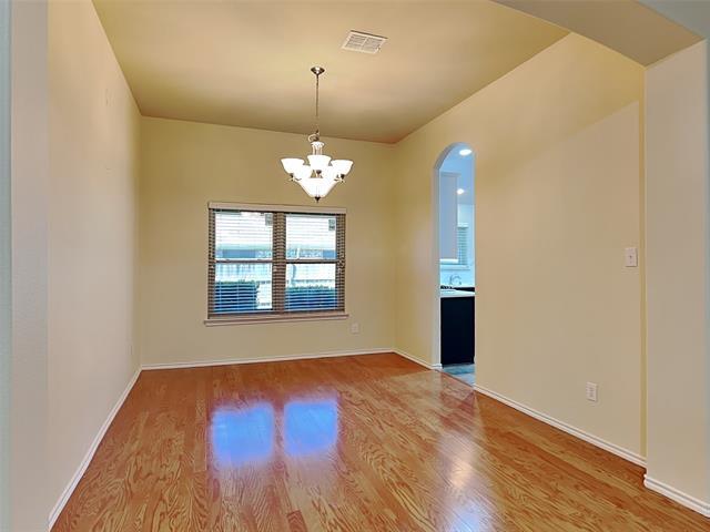 Building Photo - 1032 Bending Oak Dr