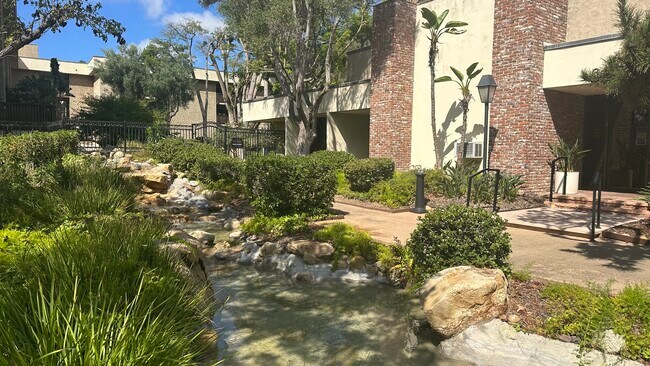 Building Photo - 6202 Friars Rd