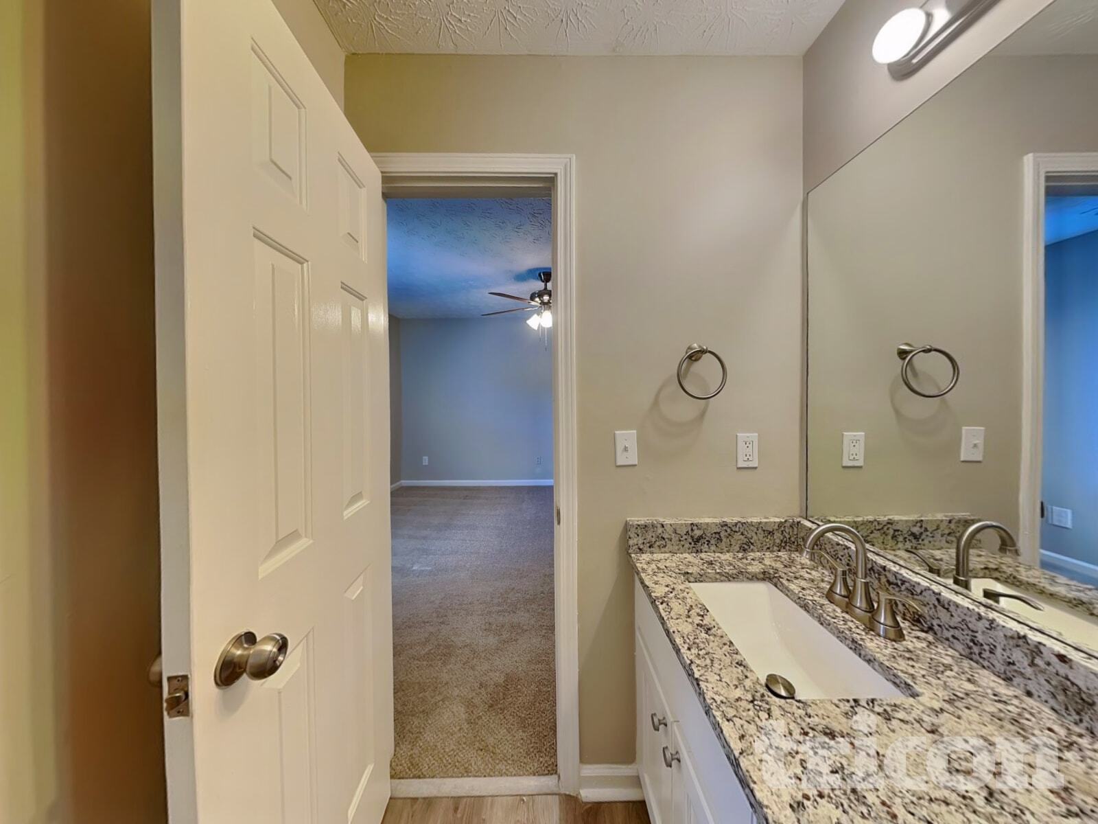 Building Photo - 1485 Rose Pointe Dr
