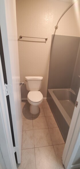 Building Photo - 7738 Staci Ct