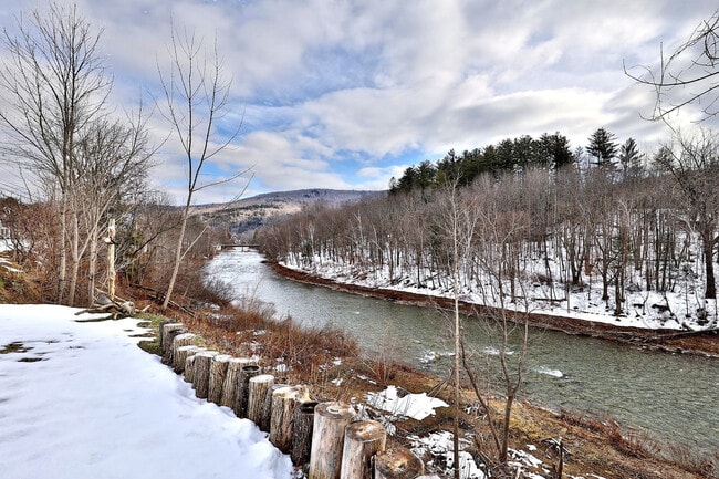 Building Photo - 7137 US-4