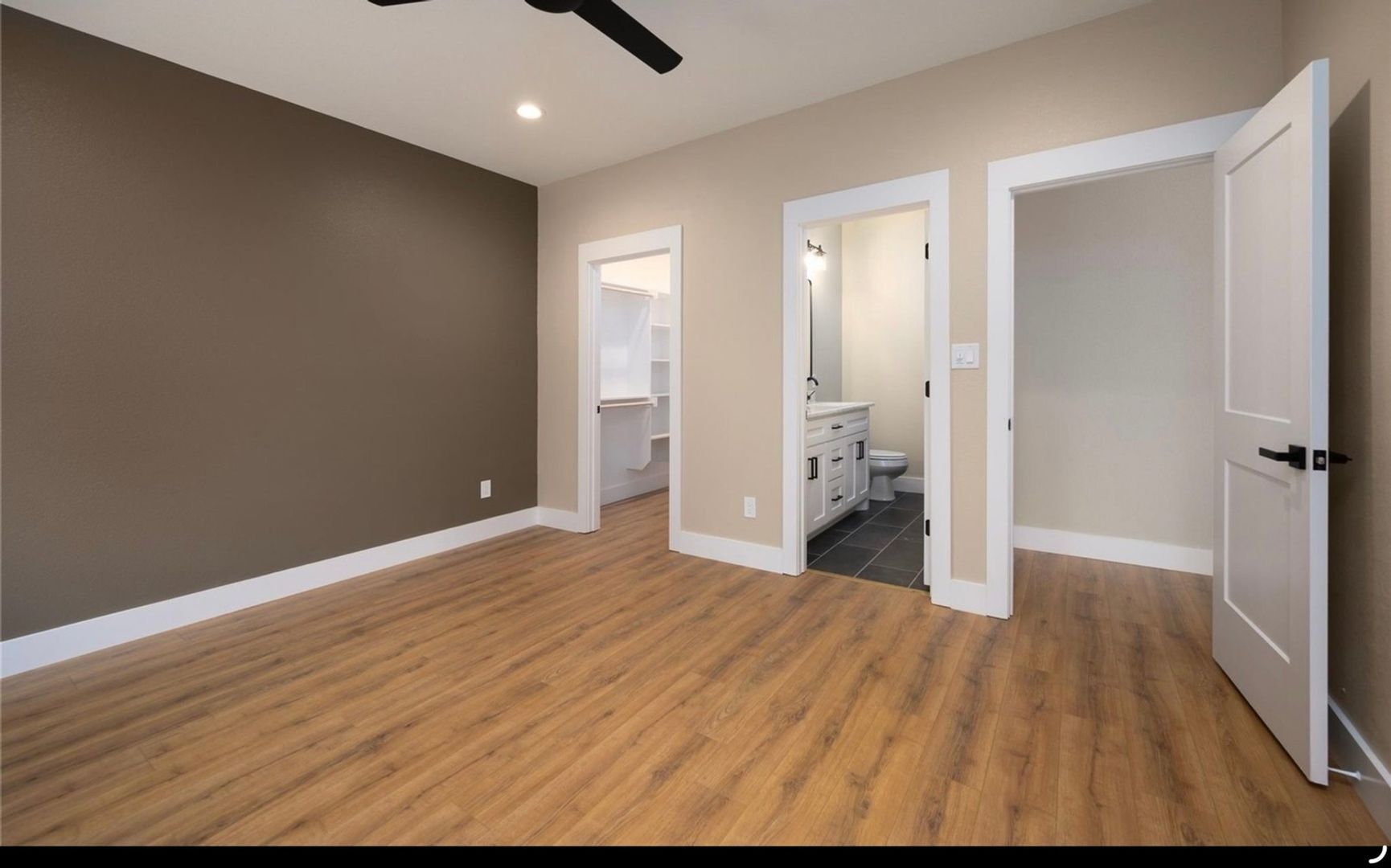 Building Photo - 4808 Dry Creek Rd