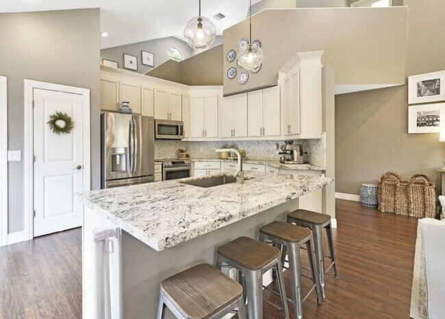 Building Photo - 1752 Harborside Cir