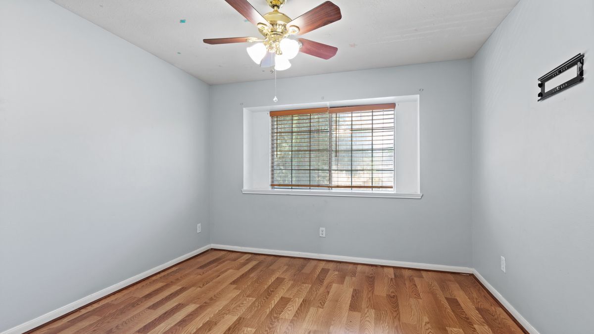 Building Photo - 8219 Fuqua Gardens Dr