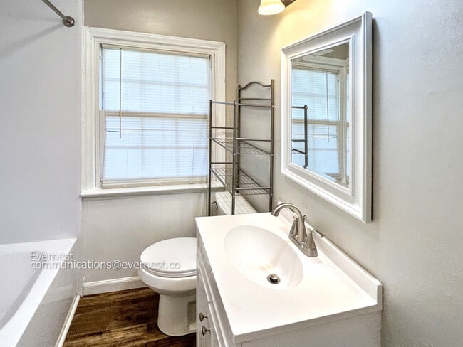 Building Photo - 3316 Browndell Dr