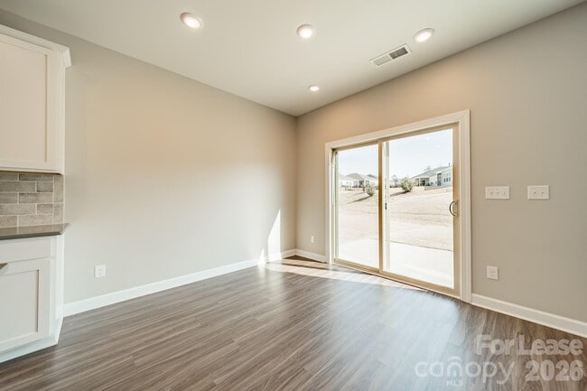 Building Photo - 4124 Canopy Creek Dr