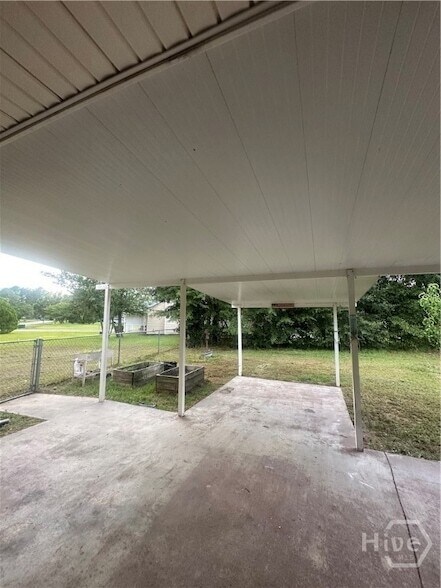 Building Photo - 109 Live Oak Cir