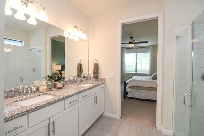 Building Photo - ** STUNNING 2012 NEW CONSTRUCTION 3/2 HOME...