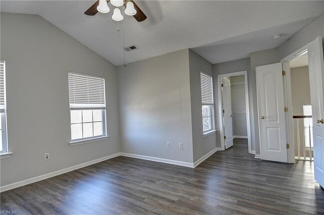 Building Photo - 3504 Fontwell Ct