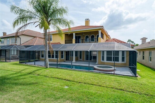 Building Photo - 2333 Pinehurst Ct