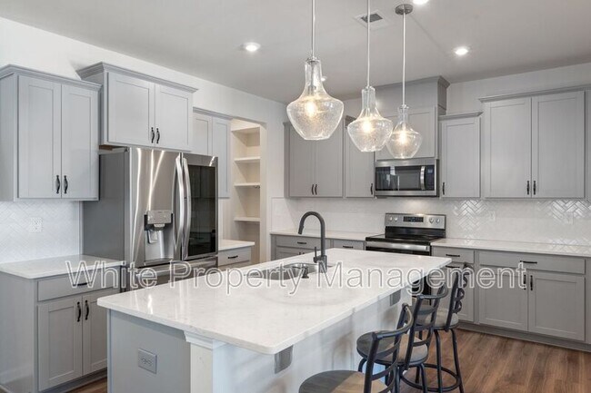 Building Photo - 4743 Darcey Wy