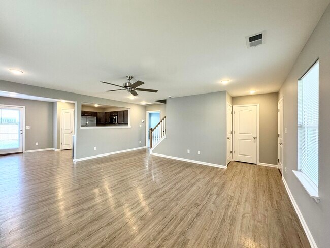 Building Photo - 6093 Arbor Wds Wy