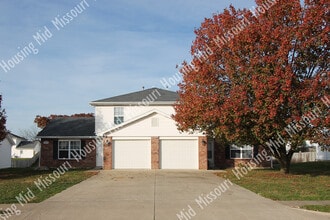 Building Photo - 1654 High Quest Cir