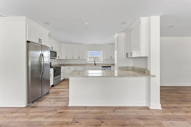 Building Photo - 7211 Mayetta Dr