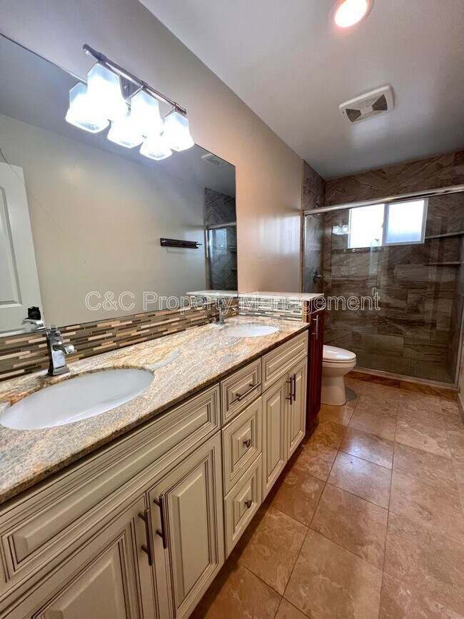 Building Photo - 1221 La Canada Way
