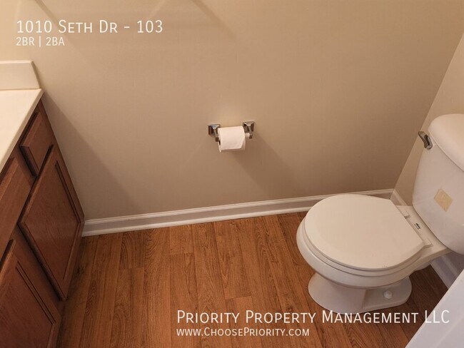 Building Photo - 1010 Seth Dr