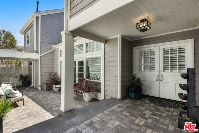 Building Photo - 13082 Mindanao Way