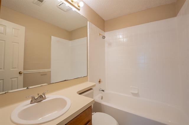 Building Photo - 428 Antietam Ct