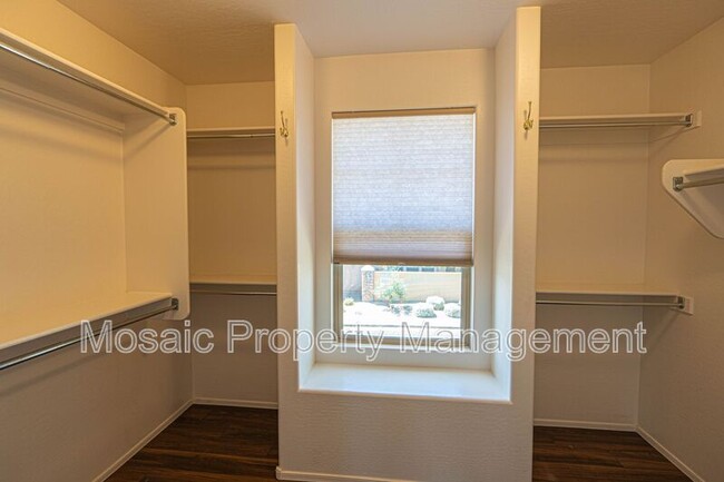 Building Photo - 6543 S San Jacinto St