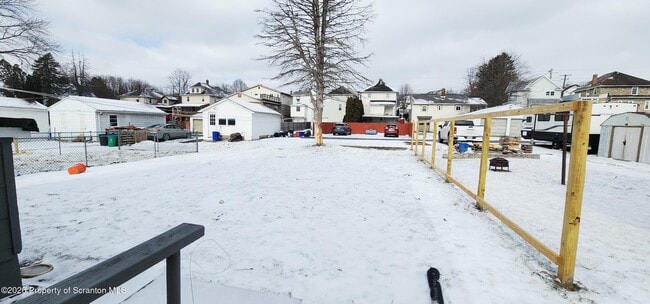 Building Photo - 529-531 Morgan St