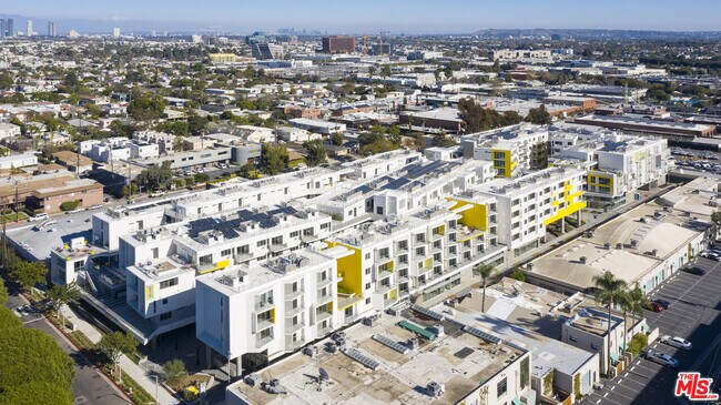 Building Photo - 2929 Pennsylvania Ave