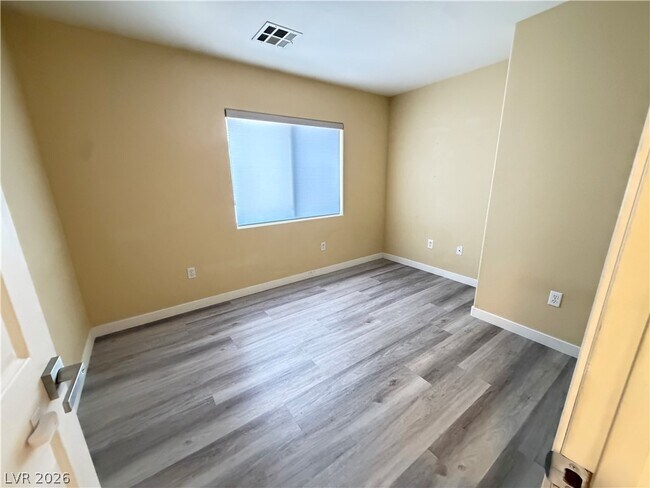Building Photo - 5360 Cielo Oro St