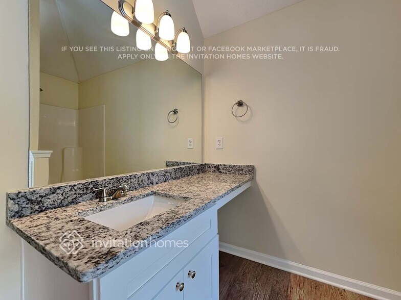 Building Photo - 2550 Hannah Haven Dr