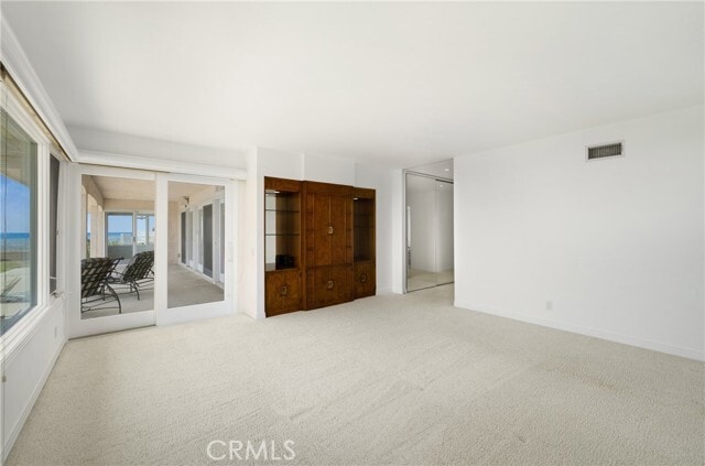 Building Photo - 33 Montecito Dr