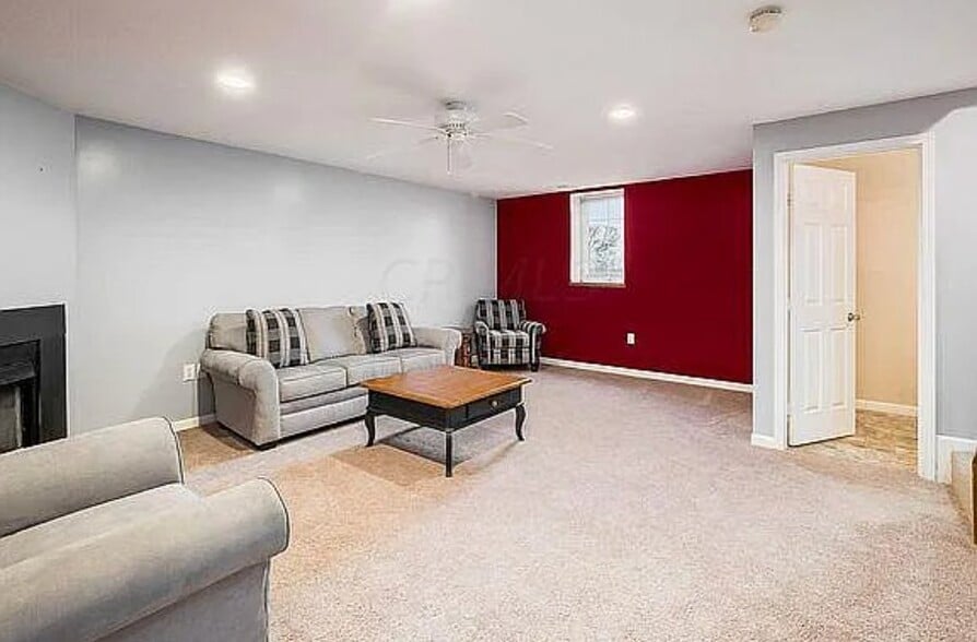 Building Photo - 6471 Crab Apple Dr