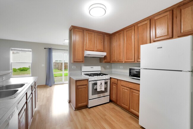 Building Photo - 540 Wedgewood Cir