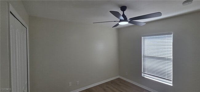 Building Photo - 1214 NE 18th Pl