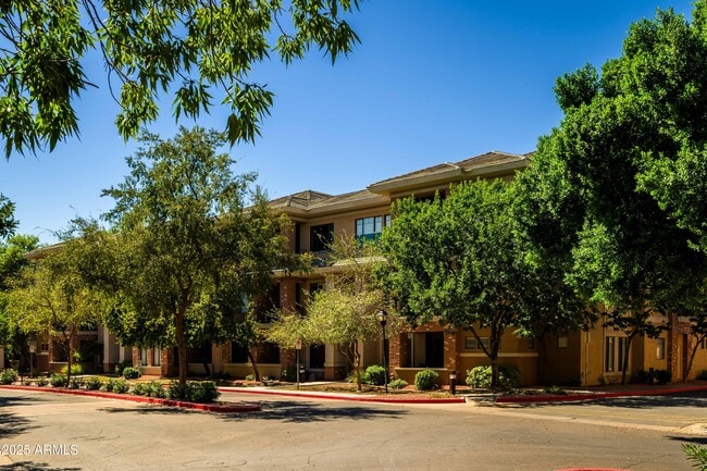 Building Photo - 2989 N 44th St