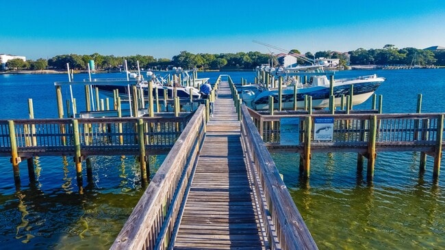 Building Photo - 340 Bluefish Dr