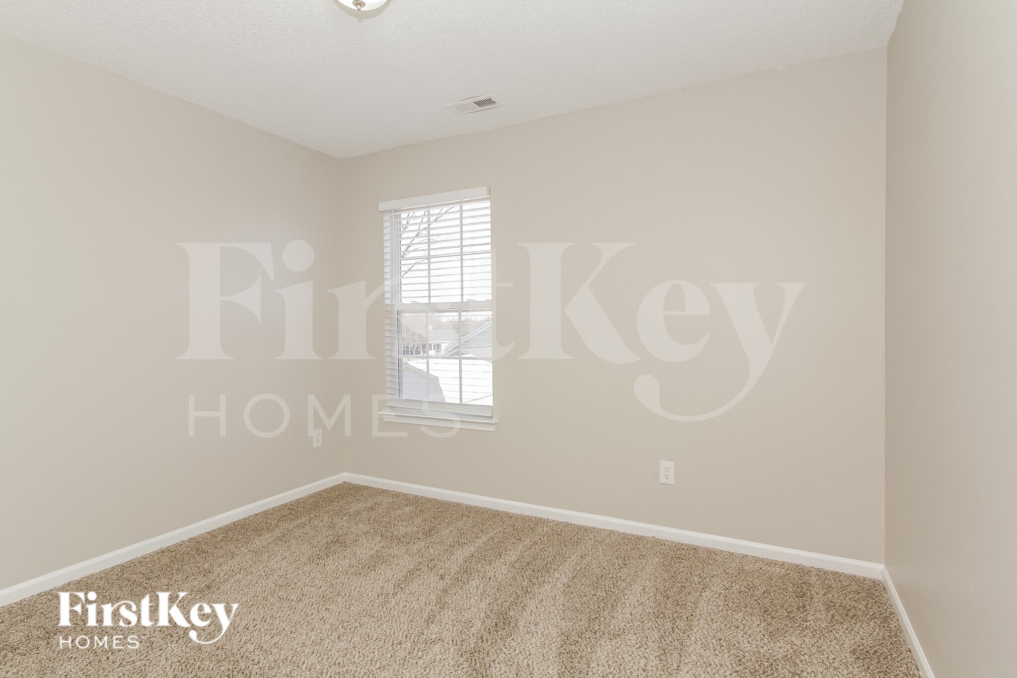 Building Photo - 441 1st Turn Ct SW